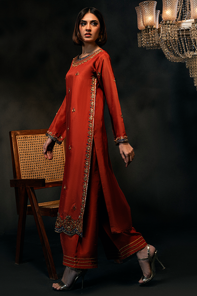 Zaaviay Embroidered Organza Stitched 3 Piece Suit HARYALI BANO