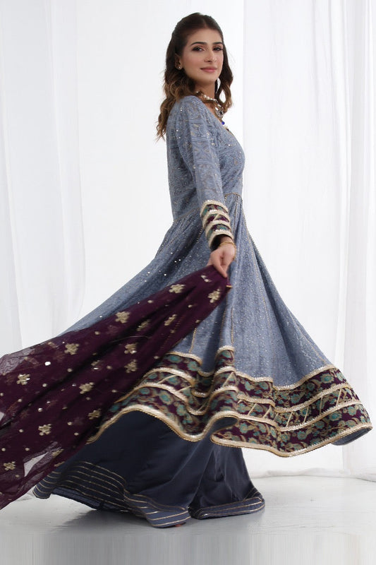 Lilac Whispers (Three Piece)