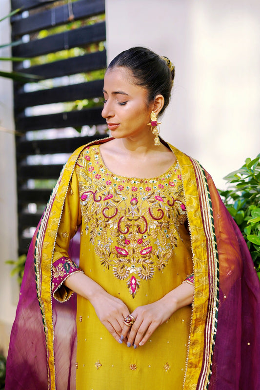 Saffron Affair (Three Piece)