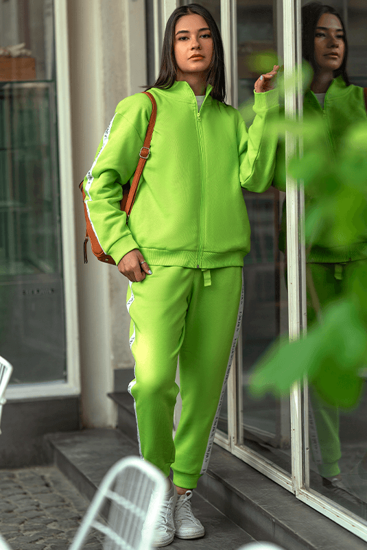 REGULAR FIT TRACKSUIT WITH PRINTED SLOGAN (NEON GREEN)